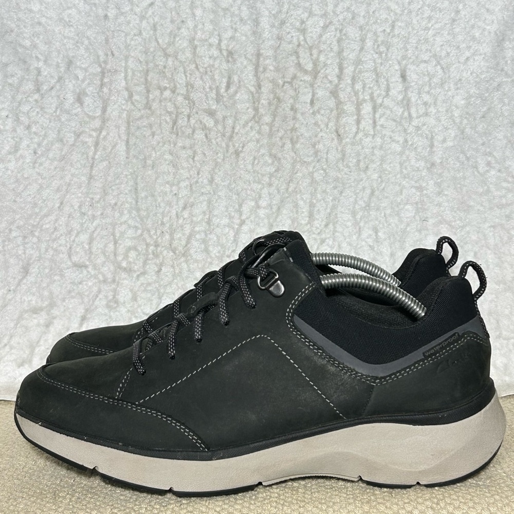 Clarks Womens Black Wave 2.0 Nubuck/Textile Waterproof Lace Sneaker Shoes SZ 9.5 - Picture 2 of 11